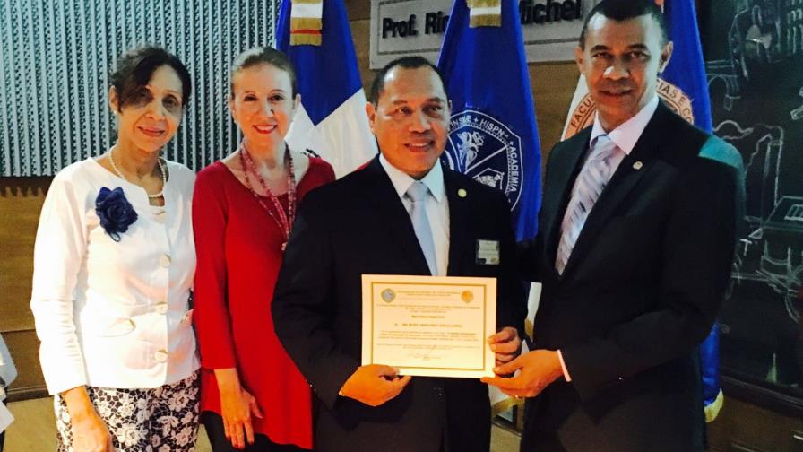 Embajador de Guatemala dicta conferencia en la UASD sobre lucha contra la impunidad en su país