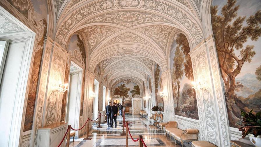 Primer Ángelus papal en muchos años en la residencia veraniega de Castel Gandolfo