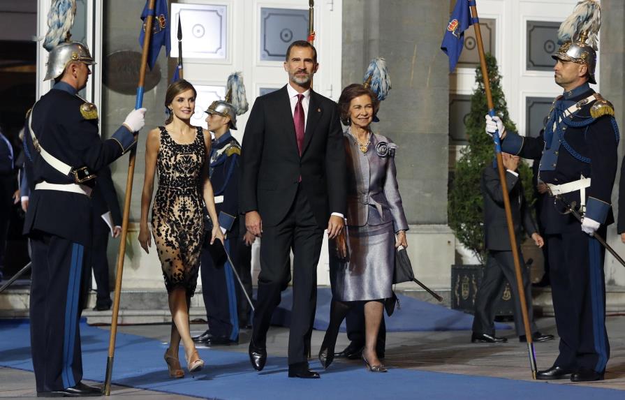 Reyes de España entregan los Premios Princesa de Asturias 