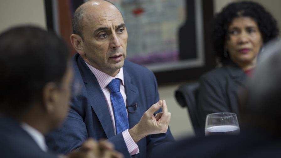 Ahora no aparecen 42 mil personas que se acogieron a la Ley de Naturalización Ahora no aparecen 42 mil personas que se acogieron a la Ley de Naturalización