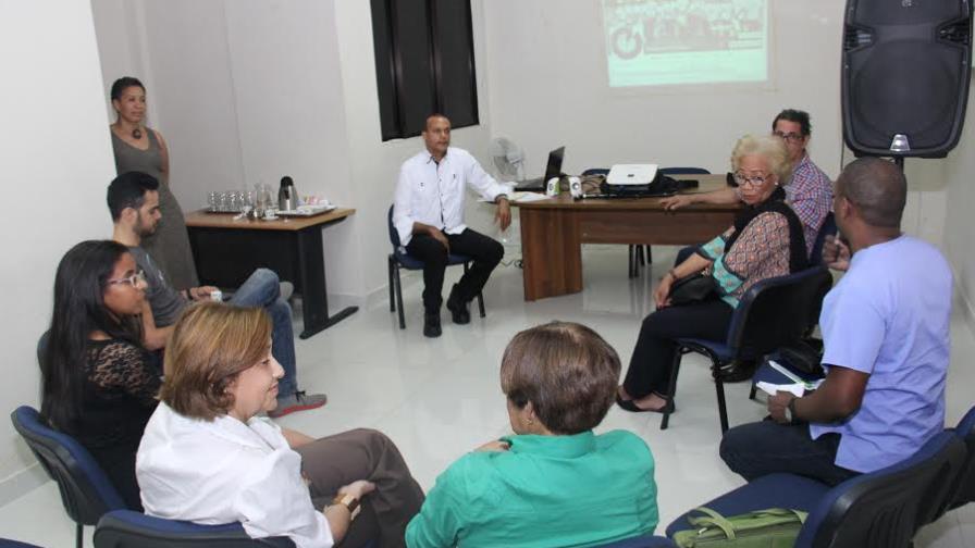 Crean grupos de autoayudas para sobrevivientes de accidentes cerebrales