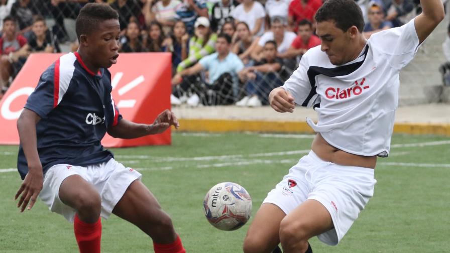En fútbol sala: Oasis e Iberia pasan a finales en el Cibao