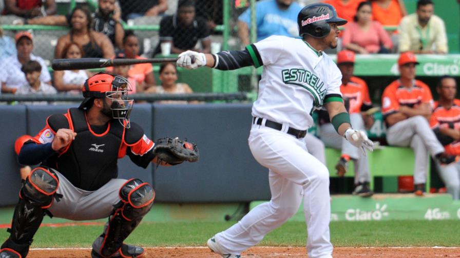 Las Estrellas vuelven a remontar y extienden a tres su invicto 