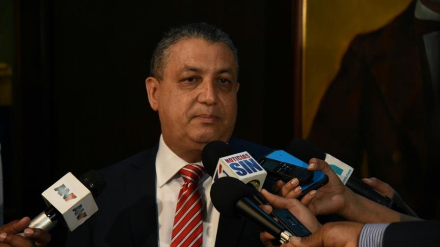 Legisladores piden a Procuraduría profundizar investigación sobre Súper Tucano