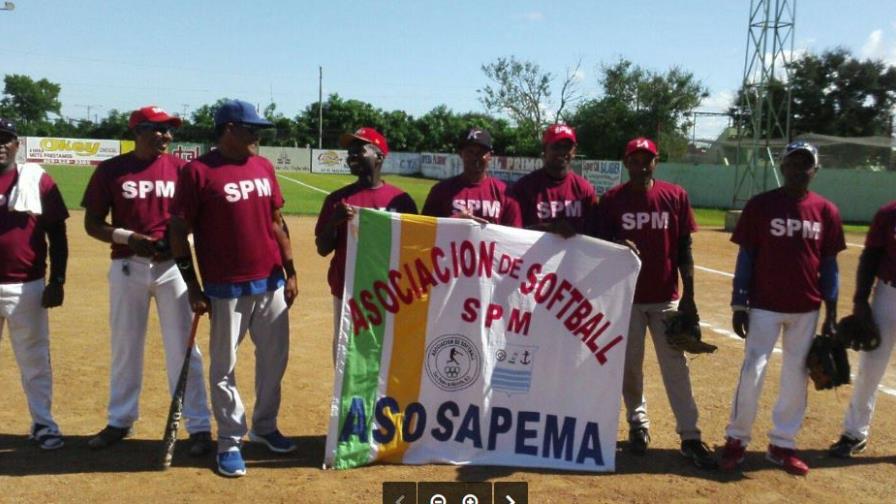 San Pedro de Macorís avanza al nacional máster de softbol