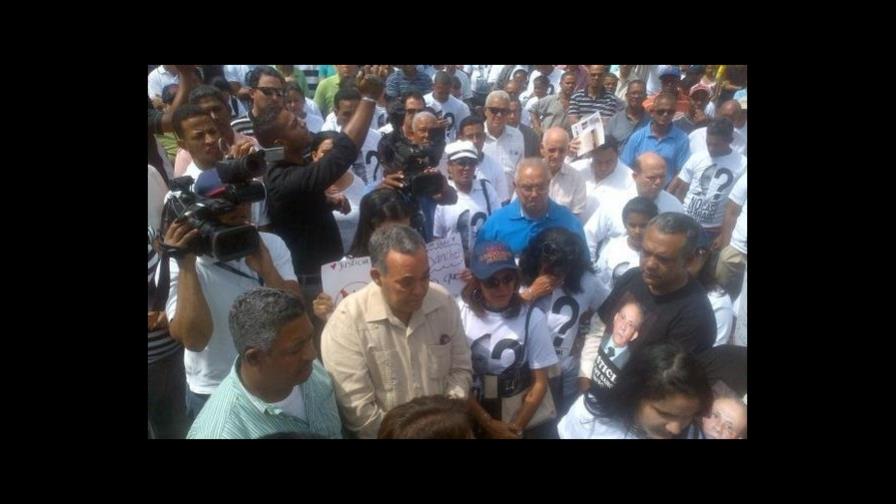 Mocanos marchan en demanda de esclarecimiento de desaparición de comerciante en el 2013