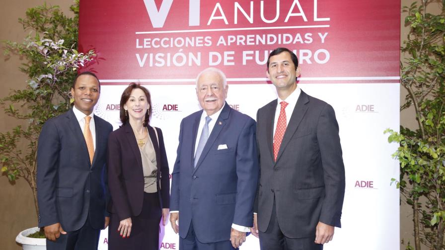 Expertos llaman a fortalecer la institucionalidad del sector eléctrico en el país