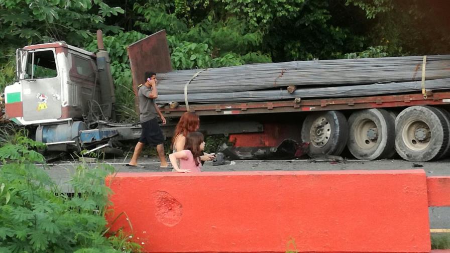 Tres meses de prisión preventiva a chofer de patana acusado de provocar accidente múltiple