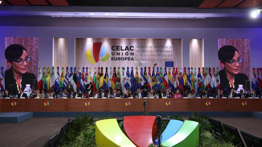 Ministros de Latinoamérica, del Caribe y europeos se comprometen a un diálogo más frecuente