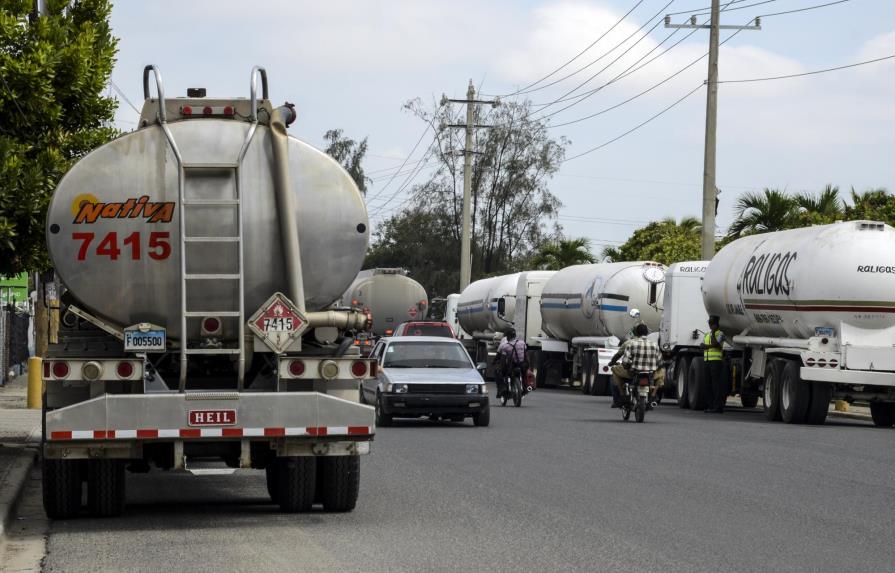 Gobierno avanza pasos en contra de la “mafia” de los combustibles