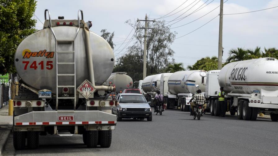 Gobierno avanza pasos en contra de la “mafia” de los combustibles Gobierno avanza pasos en contra de la “mafia” de los combustibles