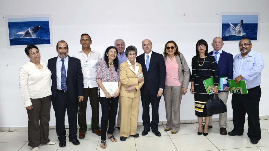 República Dominicana celebra 30 años del primer santuario de ballenas jorobadas del mundo 