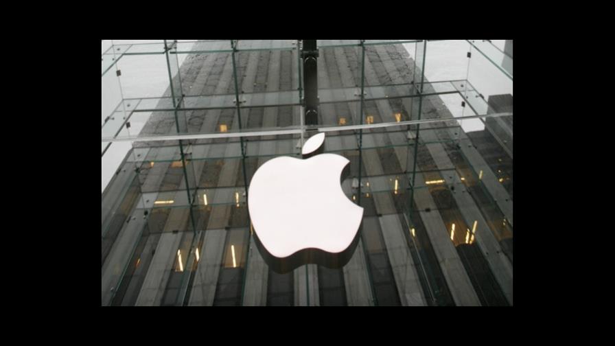 Apple en baja por ventas iPhone