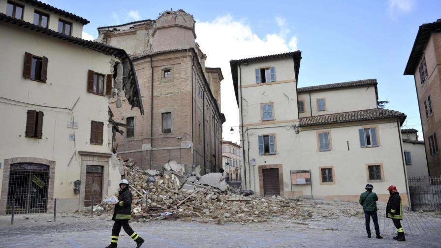 Buscan hoteles para los evacuados tras los terremotos en el centro de Italia