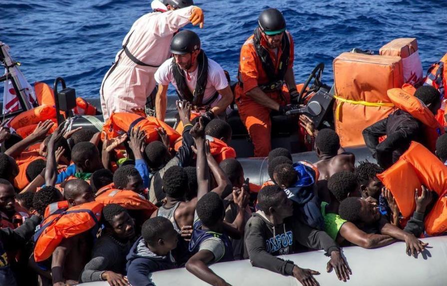 Unos 100 migrantes desaparecidos frente a las costas libias