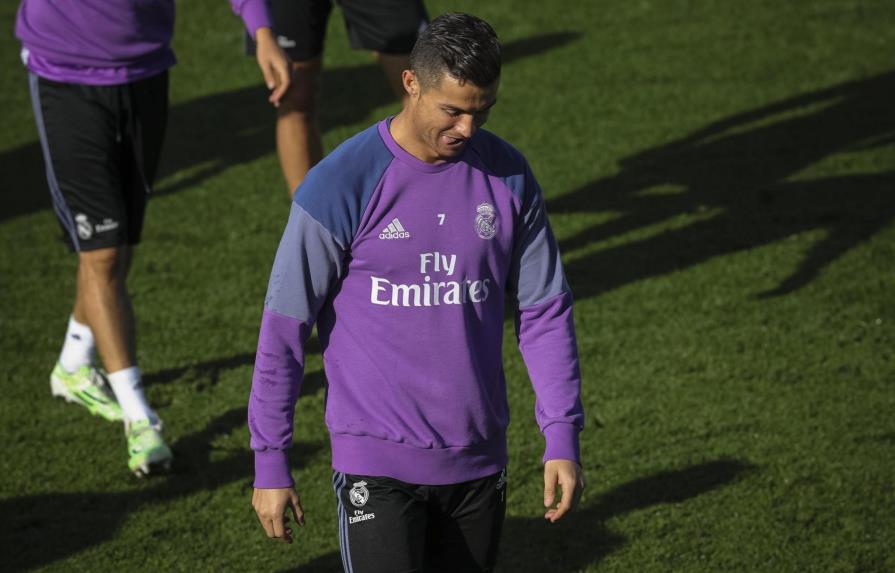 Cristiano Ronaldo no encuentra como anotar gol con el Madrid 