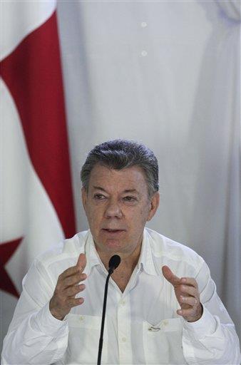 Gobierno colombiano y ELN en busca de la paz en Ecuador 
