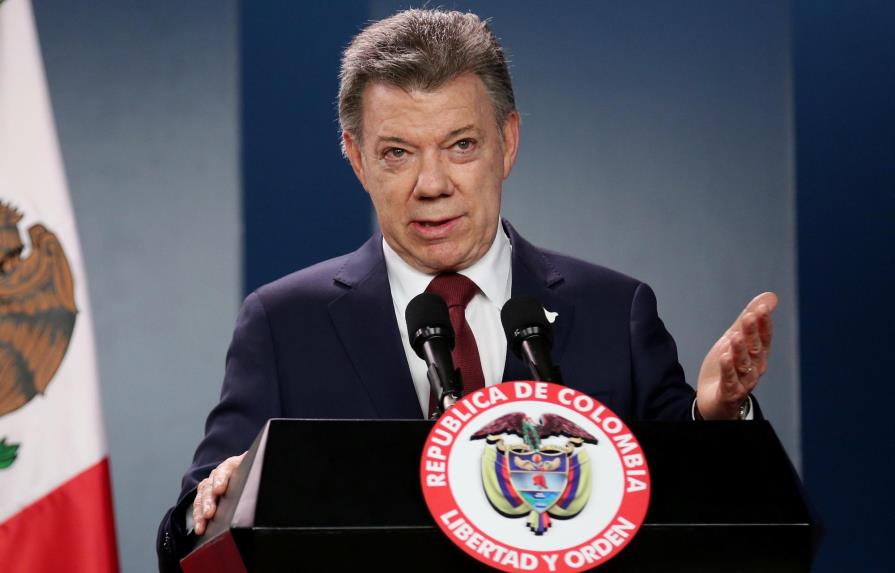 Presidente Santos suspende diálogo de paz con el ELN 
