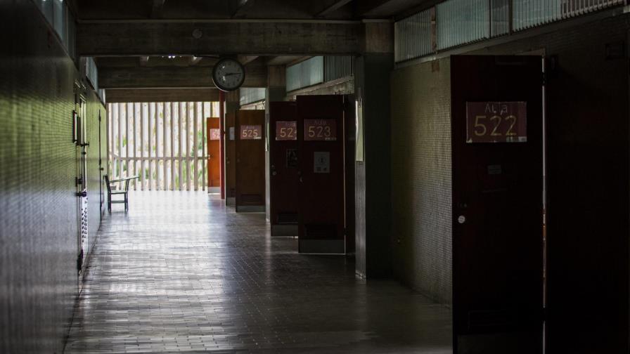 Huelga general convocada por la oposición venezolana se cumple a medias