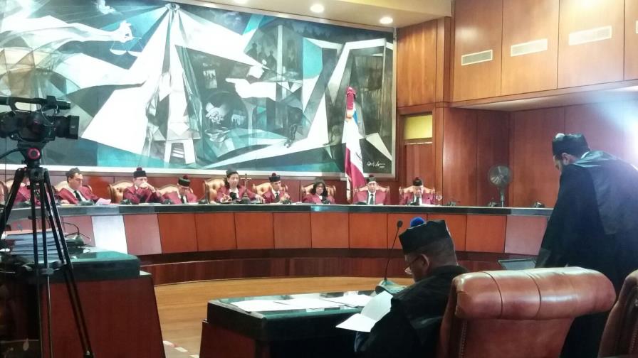 Tribunal Constitucional deja pendiente fallo de tres recursos contra nueva ley de la Policía