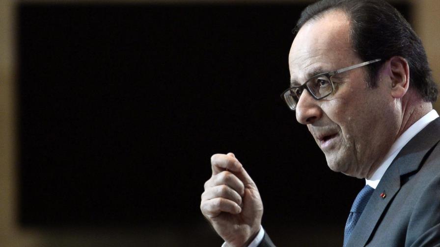 Hollande avisa que Francia no tolerará más campos como el de Calais