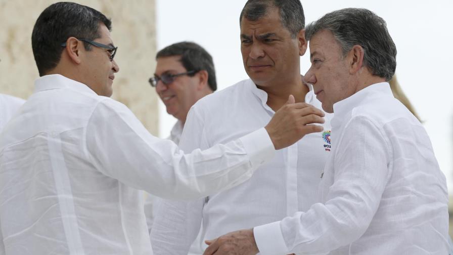 Cumbre Iberoamericana pide a Colombia negociar paz con “sentido de urgencia”