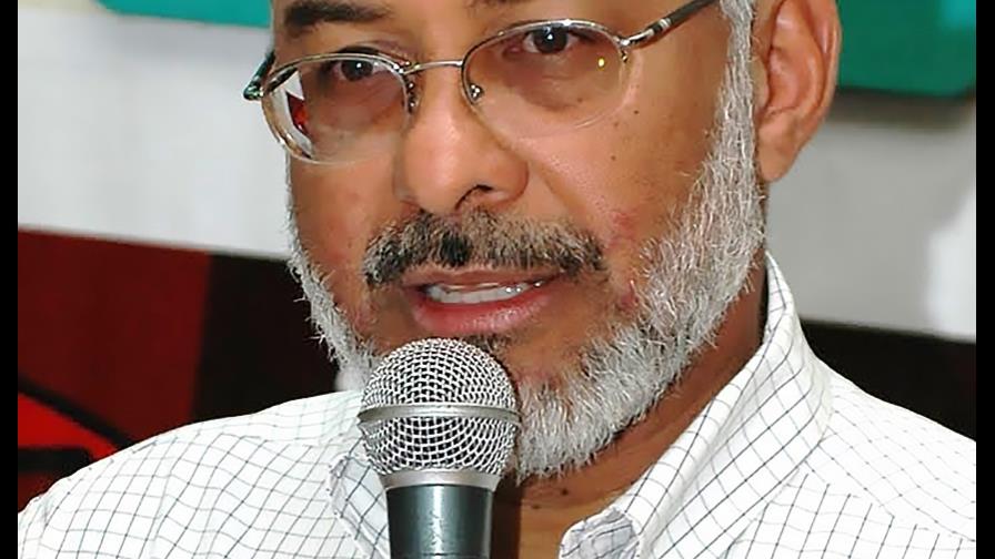 Consideran que periodistas deben cubrir visitas sorpresas de Danilo 