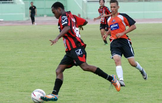 Bauger FC supera 1-0 a la Unev; Atlético Cibao y Los 30 de VP 1-1