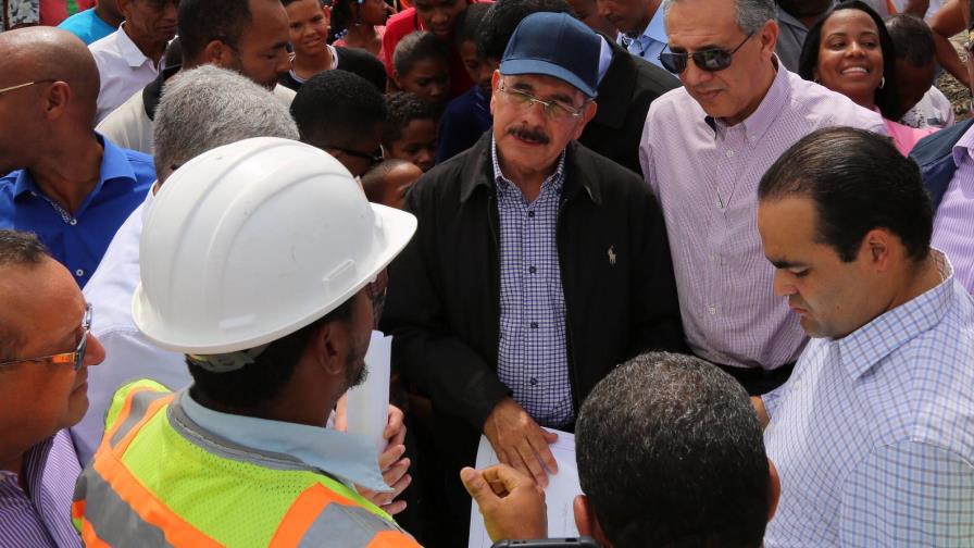 Presidente promete reforestar Sabana Yegua ante mal estado de las cuencas que abastecen la presa