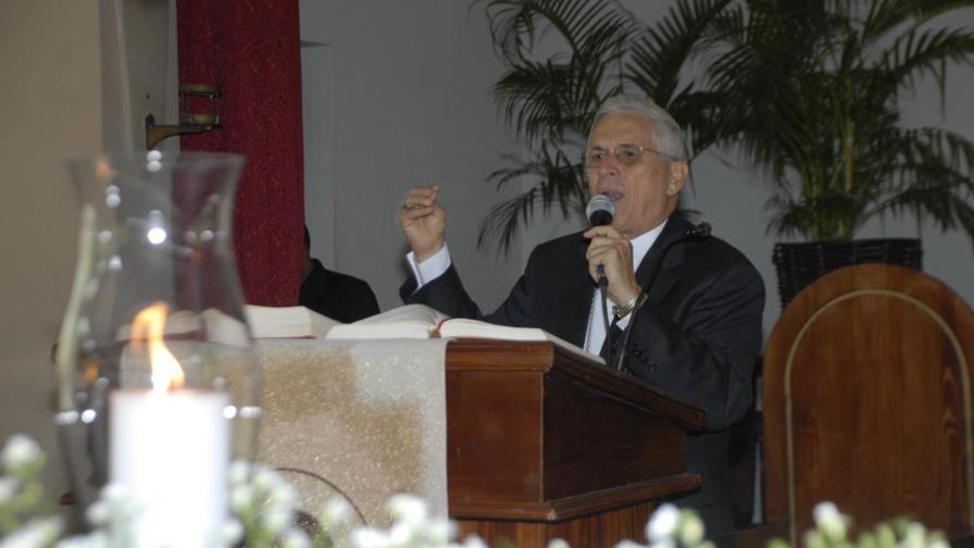 Obispo Dolores Grullón asegura en el país  “todo el mundo hace lo que quiera”