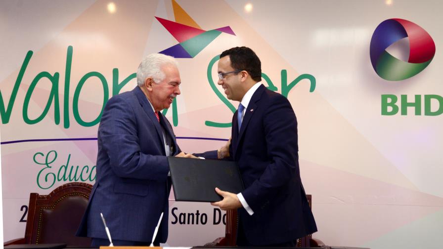 Minerd y BHD-León coordinan programa educativo en valores Minerd y BHD-León coordinan programa educativo en valores