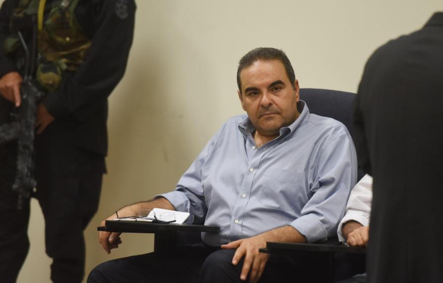 Expresidente salvadoreño Saca continuará en prisión tras audiencia inicial