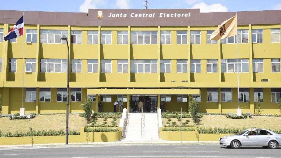 La nueva Junta Central Electoral sería fruto de un reparto entre los partidos La nueva Junta Central Electoral sería fruto de un reparto entre los partidos