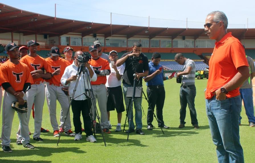 Stanley Javier sustituye a Pablo Peguero como vicepresidente de operaciones