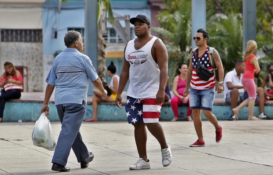 Los cubanos confían en “la Clinton” para seguir la senda de la reconciliación 