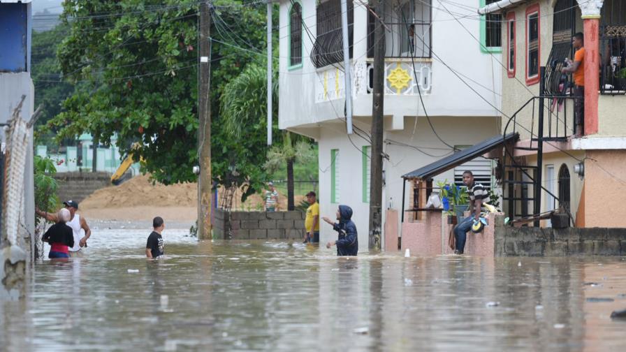 Las inundaciones afectan a Puerto Plata, el COE emite alerta roja Las inundaciones afectan a Puerto Plata, el COE emite alerta roja