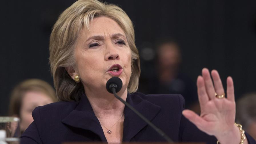 Clinton no convence a los votantes de Obama y pierde su sueño presidencial Clinton no convence a los votantes de Obama y pierde su sueño presidencial