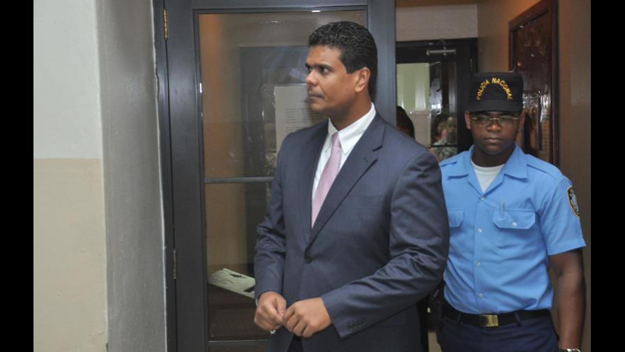 Envían a juicio al fiscal de Gualey por supuesta extorsión 