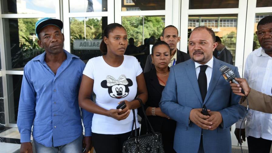 Procurador ordena le entreguen informe pericial a la madre de Carla Massiel