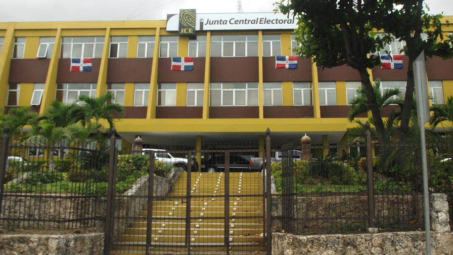 IDEM expresa preocupación al Senado por candidatos a JCE cuestionados IDEM expresa preocupación al Senado por candidatos a JCE cuestionados