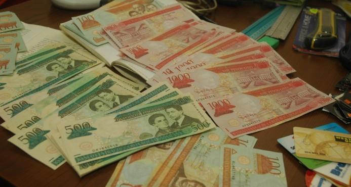 Detienen presunto falsificador de billetes y monedas; le ocupan US$50 mil