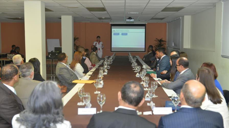 Poder Judicial inicia plan piloto para digitalizar el Registro de Títulos Poder Judicial inicia plan piloto para digitalizar el Registro de Títulos