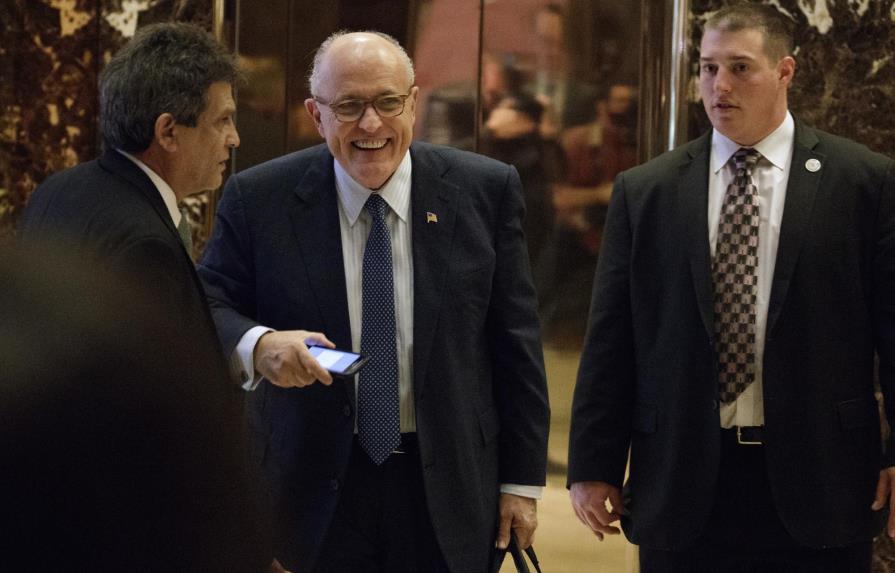 Giuliani, favorito para secretario de Estado 