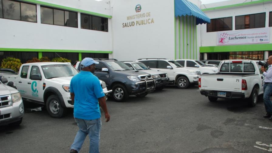Salud Pública cierra dos plantas de agua en Santo Domingo Este