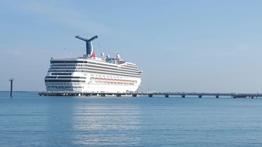 Crucero atracó hoy en costas de Puerto Plata