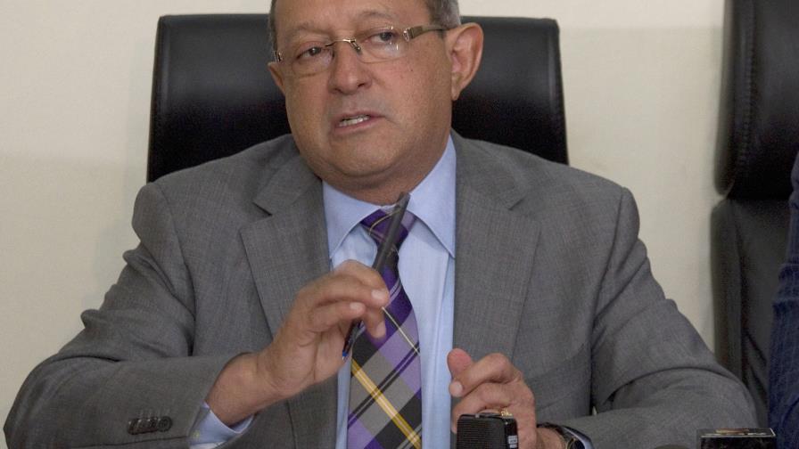 El ministro de Agricultura asegura lluvias no afectan la siembra de arroz