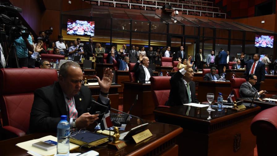 Senado aprueba Presupuesto 2017 sin modificaciones Senado aprueba Presupuesto 2017 sin modificaciones