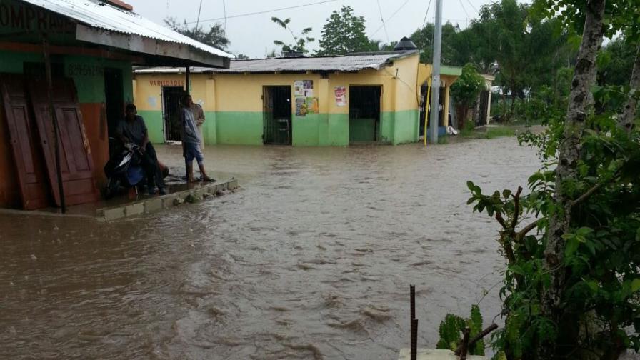 Lluvias provocan caos en Hato Mayor y San Pedro de Macorís