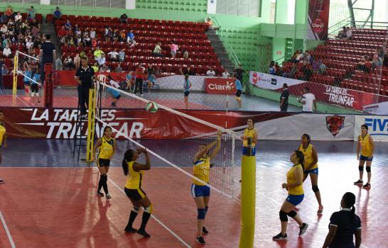 Notre Dame, Metas y Calasanz avanzan en el voleibol Claro intercolegial femenino Notre Dame, Metas y Calasanz avanzan en el voleibol Claro intercolegial femenino