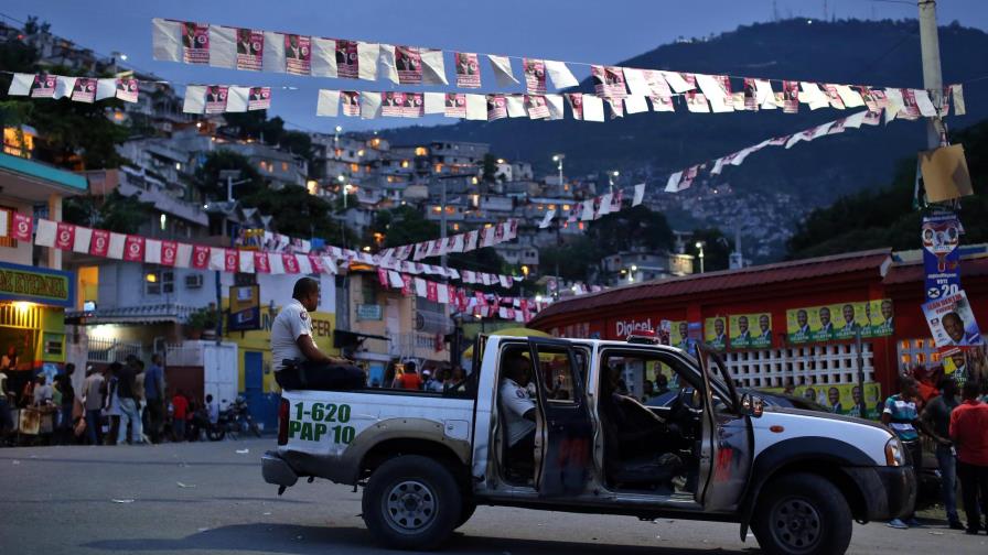 Pueblo haitiano espera los resultados de unas elecciones que se desarrollaron con tranquilidad